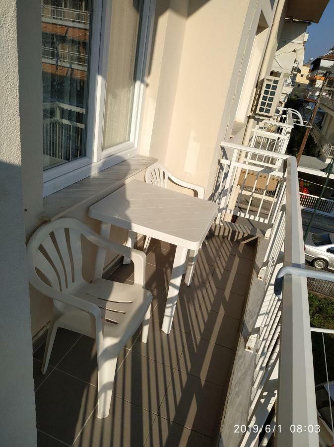 Lazaros Apartments Olympiakí Aktí Exteriör bild